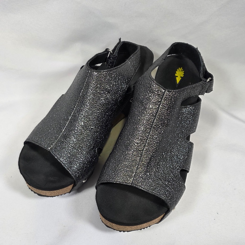 Volatile Y2K Metallic Grey/ Black Sparkle Platform Sandals Size 10